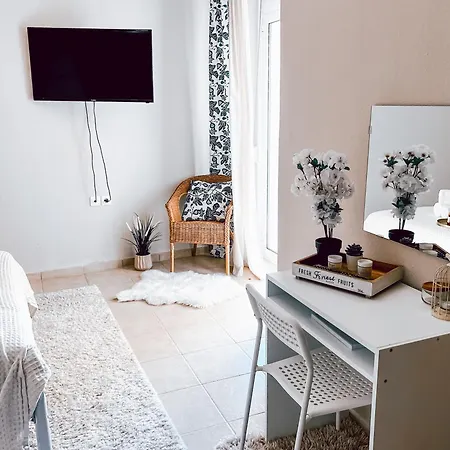 Iria Apartment Polýgyros Extérieur photo
